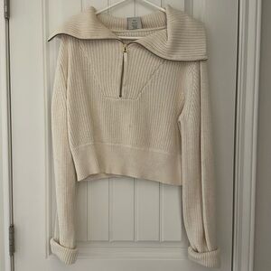 Varley sweater size Small
